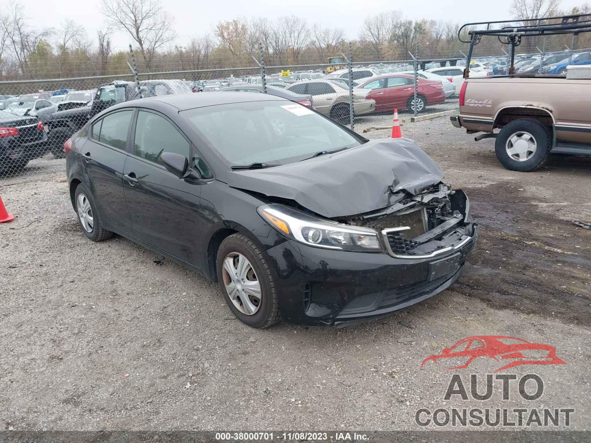 KIA FORTE 2018 - 3KPFL4A74JE227298