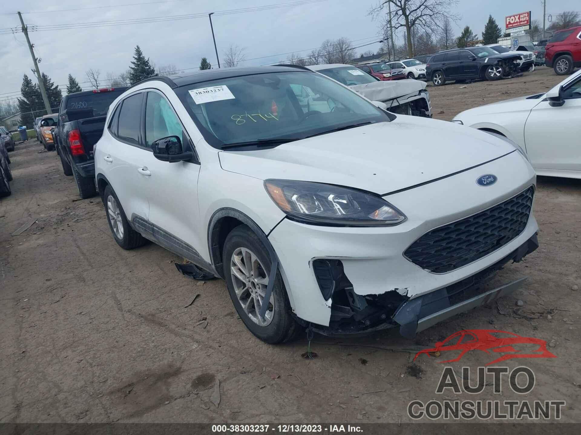 FORD ESCAPE 2021 - 1FMCU0G61MUA48774