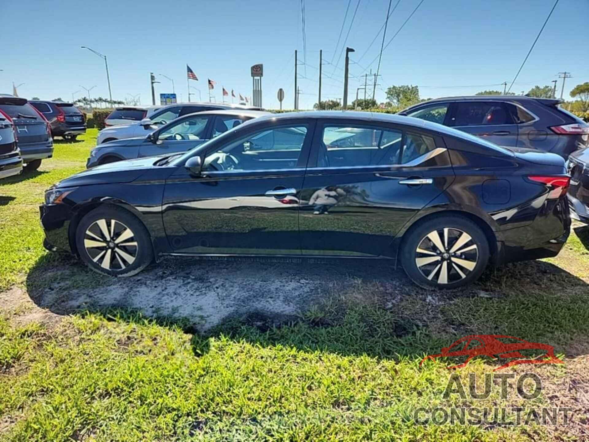 NISSAN ALTIMA 2022 - 1N4BL4DV6NN405437