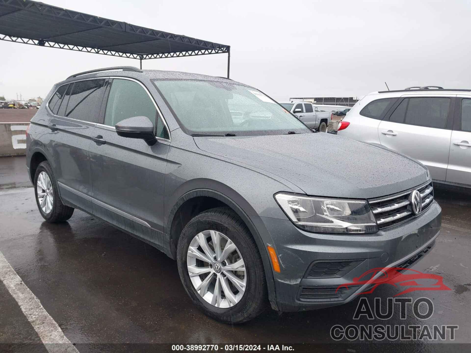 VOLKSWAGEN TIGUAN 2018 - 3VV3B7AX6JM070615