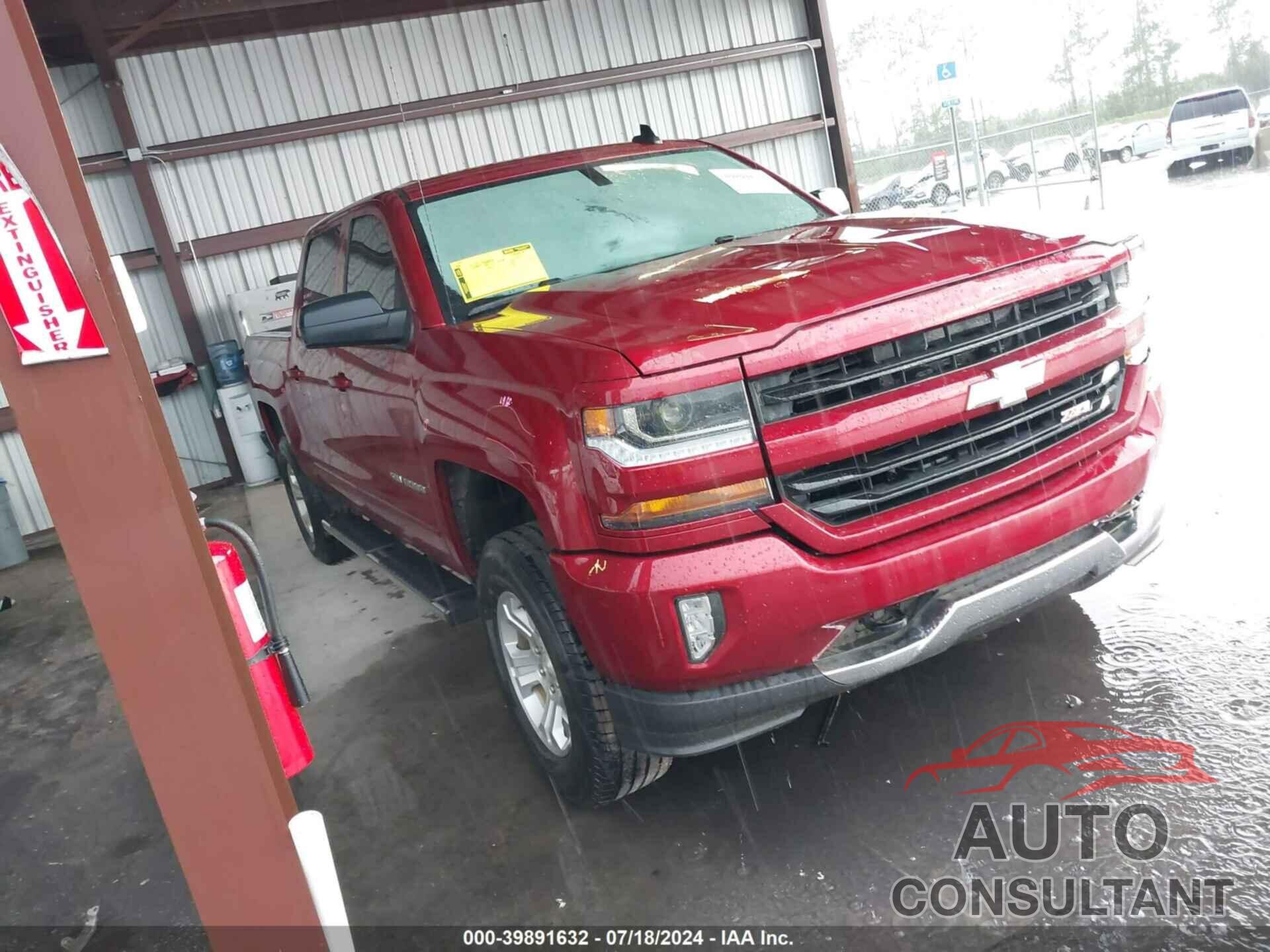 CHEVROLET SILVERADO 1500 2018 - 3GCUKREC9JG622077