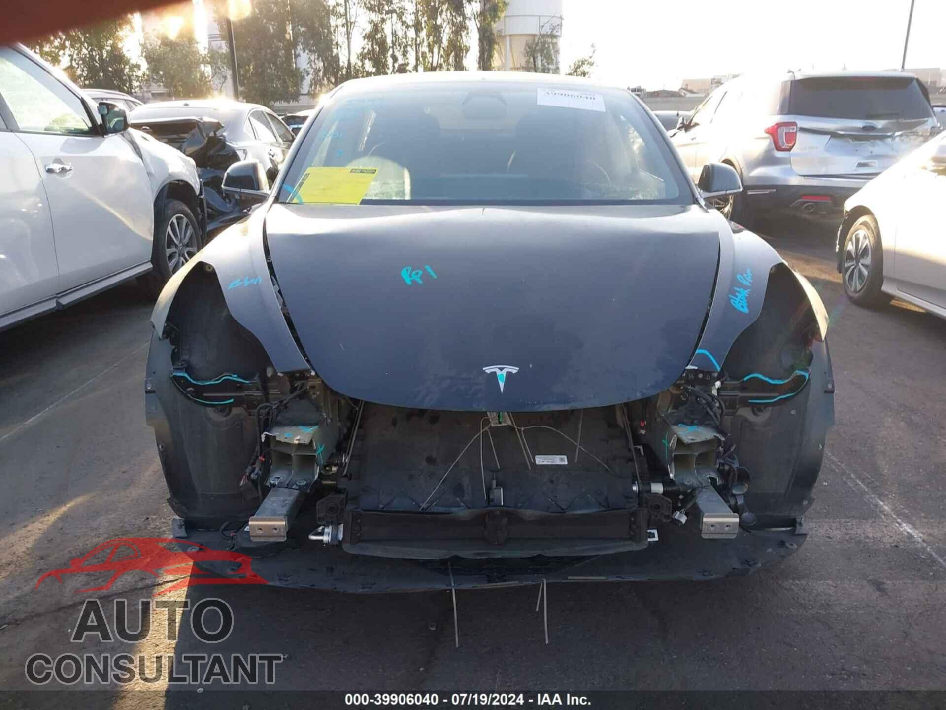 TESLA MODEL 3 2020 - 5YJ3E1EA5LF803351