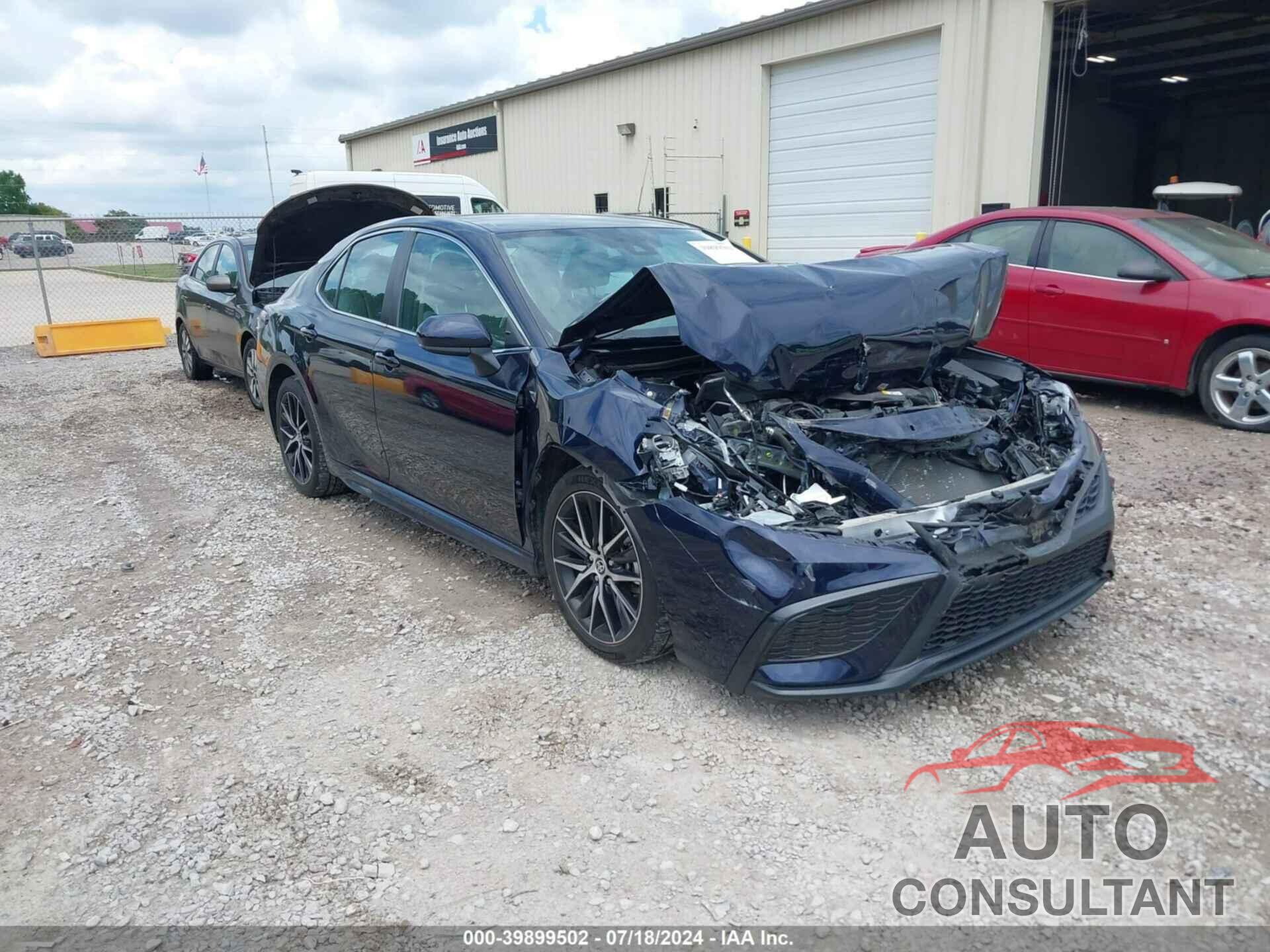 TOYOTA CAMRY 2021 - 4T1G11AK7MU604544