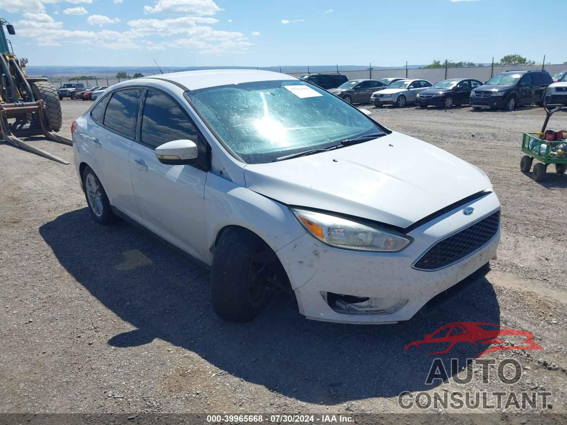 FORD FOCUS 2017 - 1FADP3F21HL217144