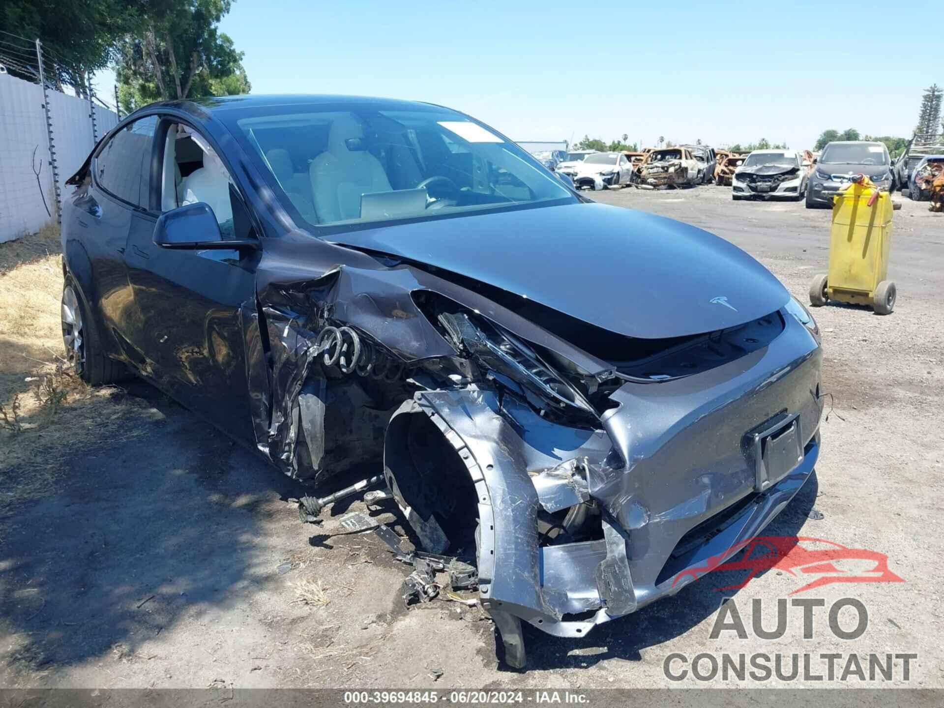 TESLA MODEL Y 2021 - 5YJYGDEE8MF282826