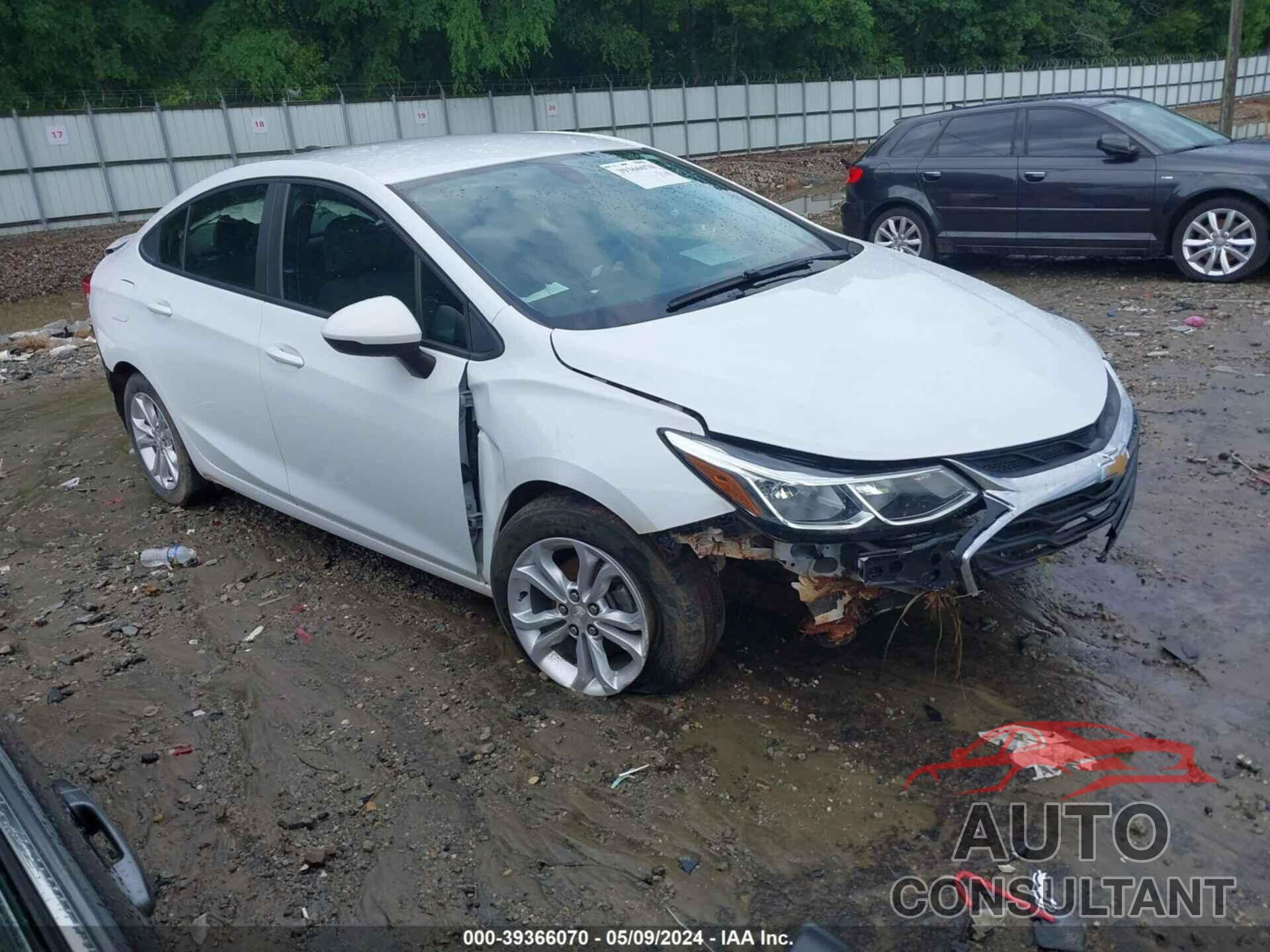 CHEVROLET CRUZE 2019 - 1G1BC5SM5K7109179