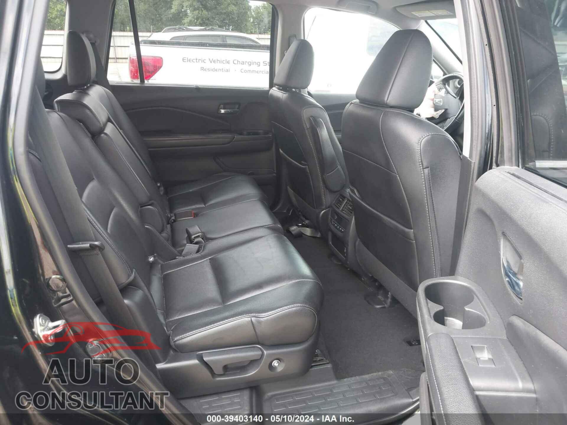 HONDA PILOT 2019 - 5FNYF5H56KB041977