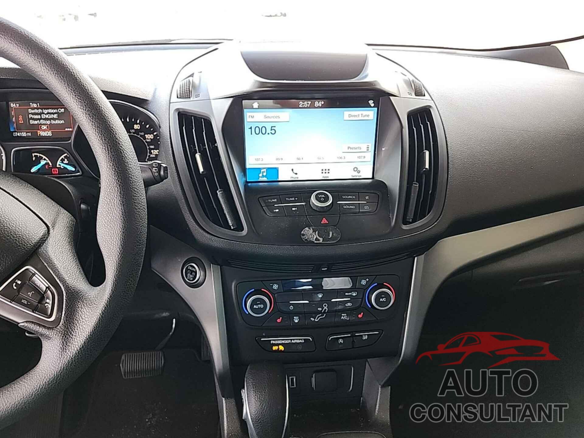 FORD ESCAPE 2019 - 1FMCU0GD8KUB33171