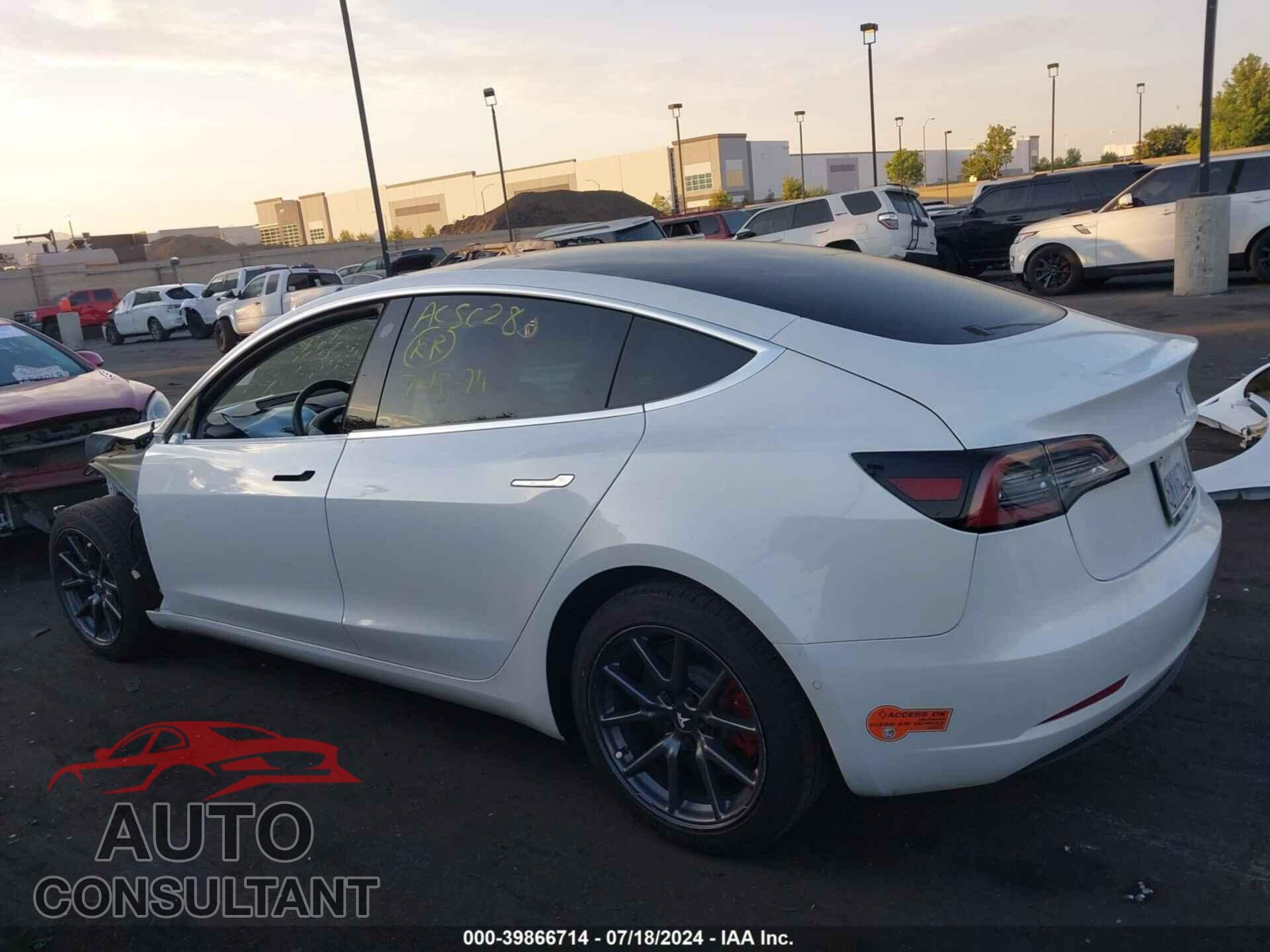 TESLA MODEL 3 2020 - 5YJ3E1EA7LF644915