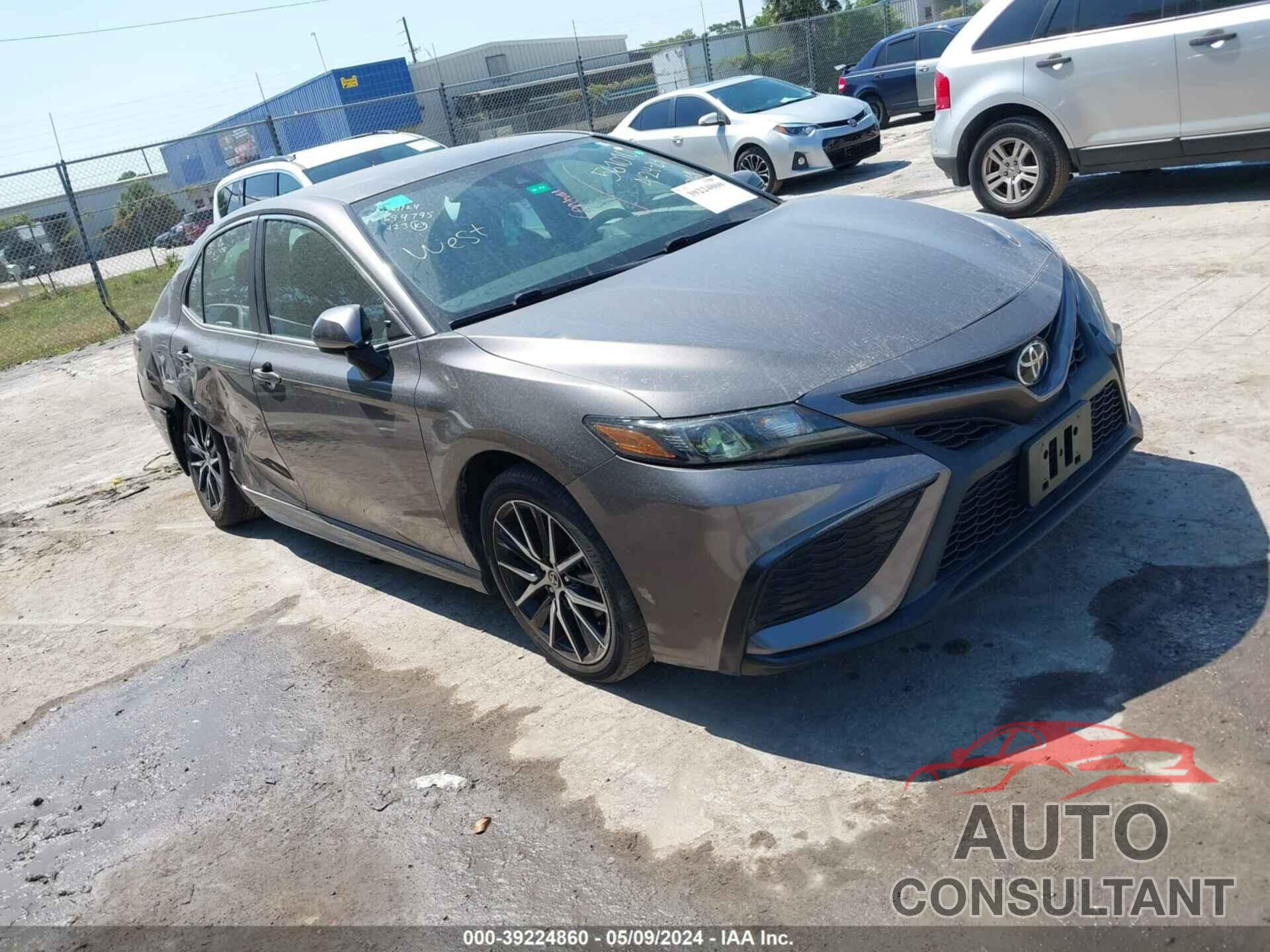TOYOTA CAMRY 2021 - 4T1G11AK6MU561010