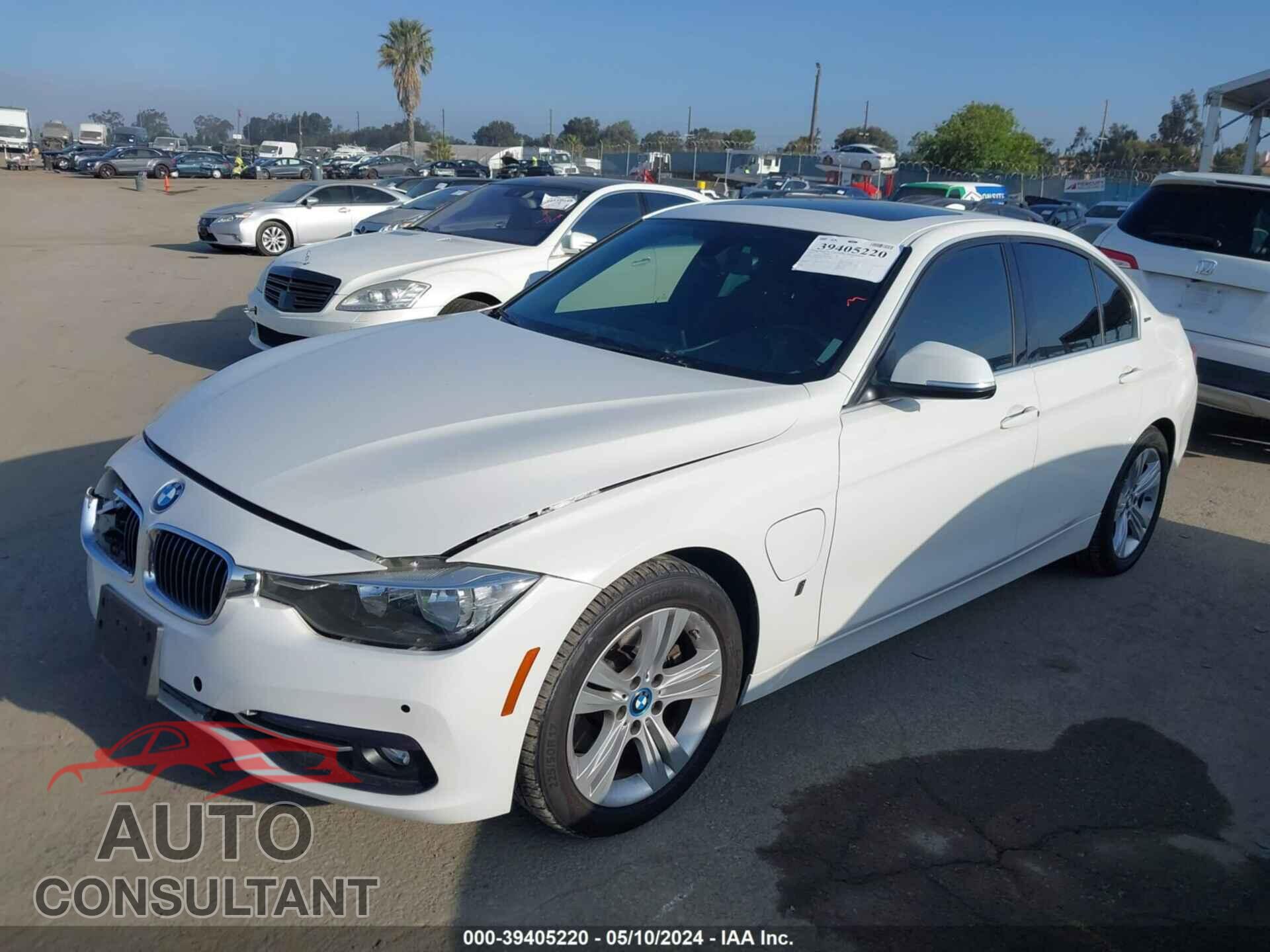 BMW 330E 2017 - WBA8E1C30HK895499