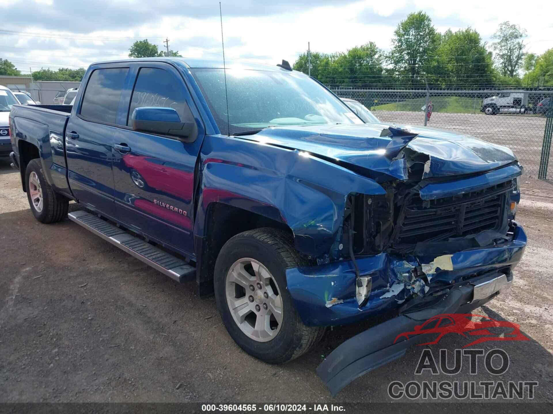 CHEVROLET SILVERADO 1500 2018 - 3GCUKREC5JG123633