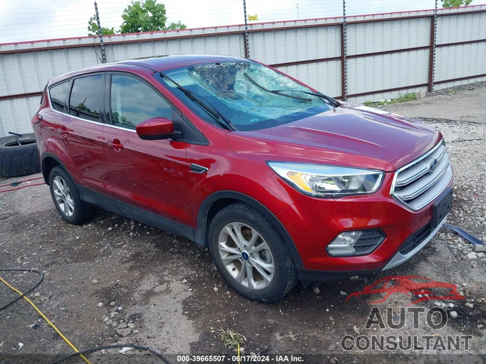 FORD ESCAPE 2019 - 1FMCU0GD6KUA11649