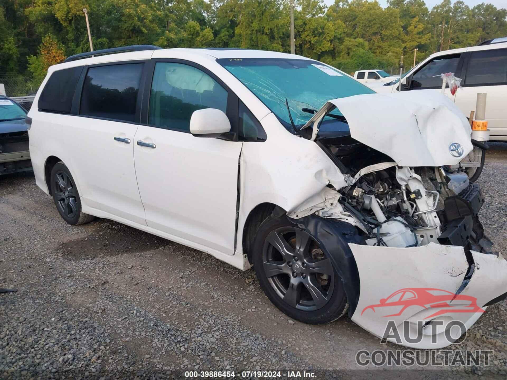 TOYOTA SIENNA 2017 - 5TDXZ3DC8HS772104