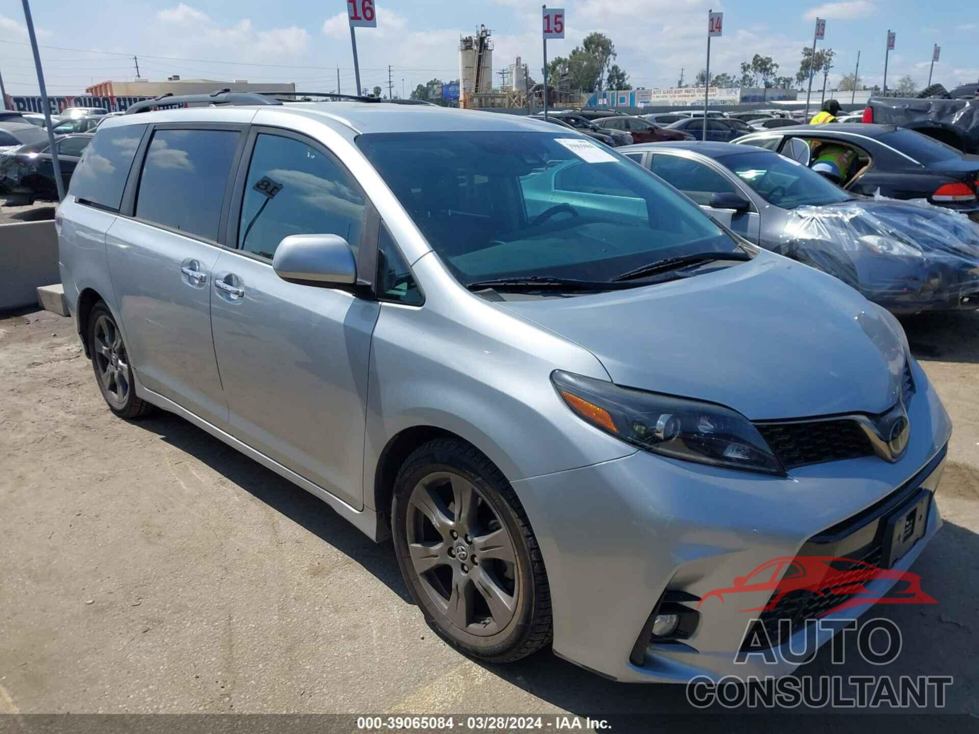 TOYOTA SIENNA 2020 - 5TDXZ3DC1LS039790