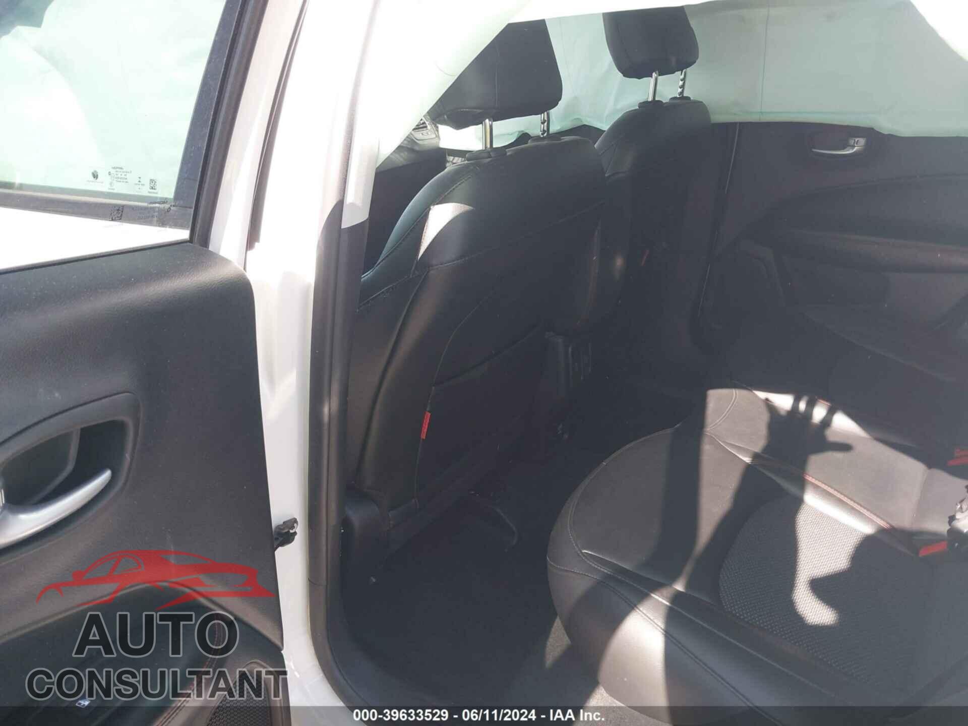 JEEP COMPASS 2021 - 3C4NJDDB4MT590363