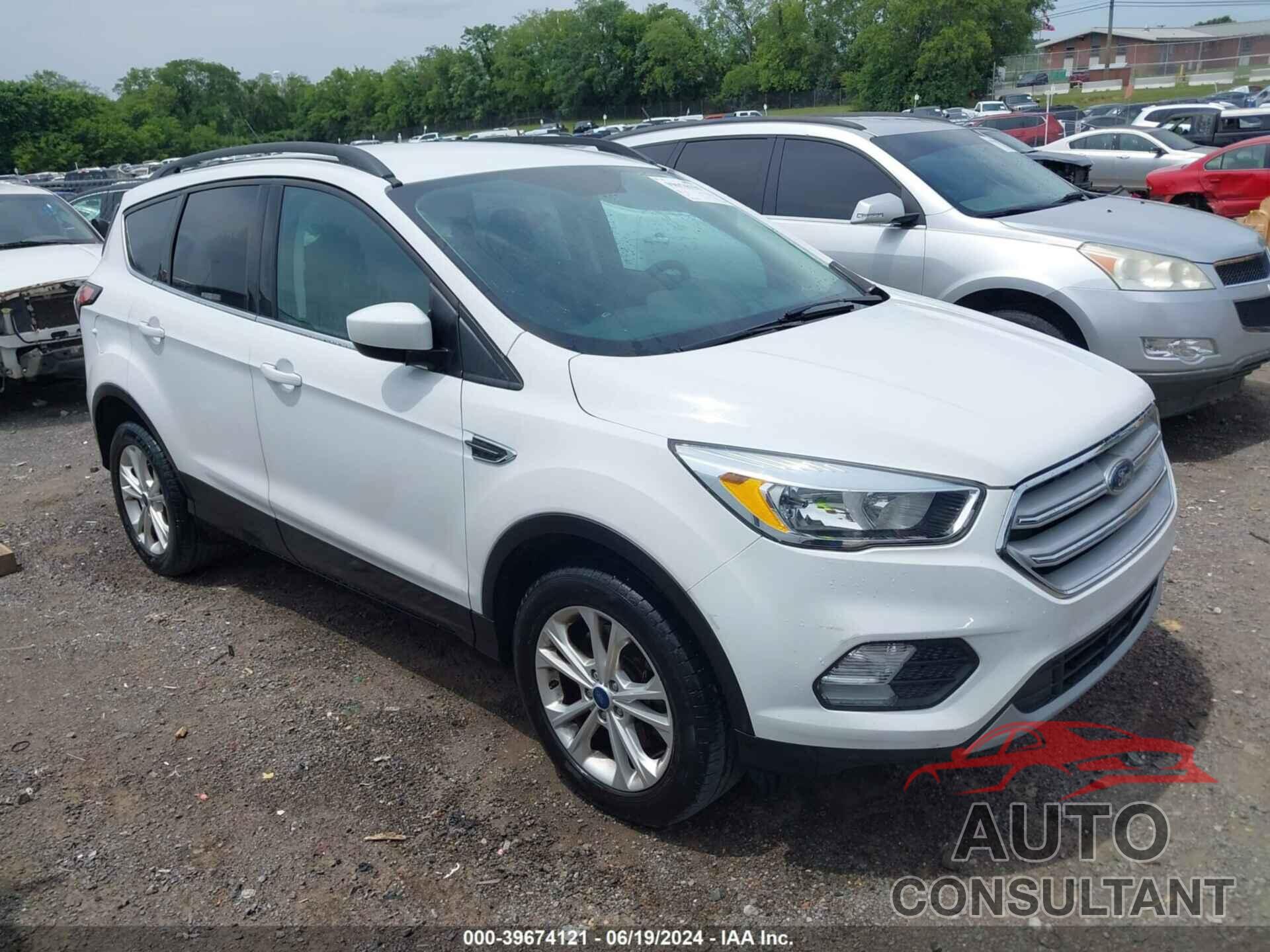 FORD ESCAPE 2018 - 1FMCU9GD5JUA74471