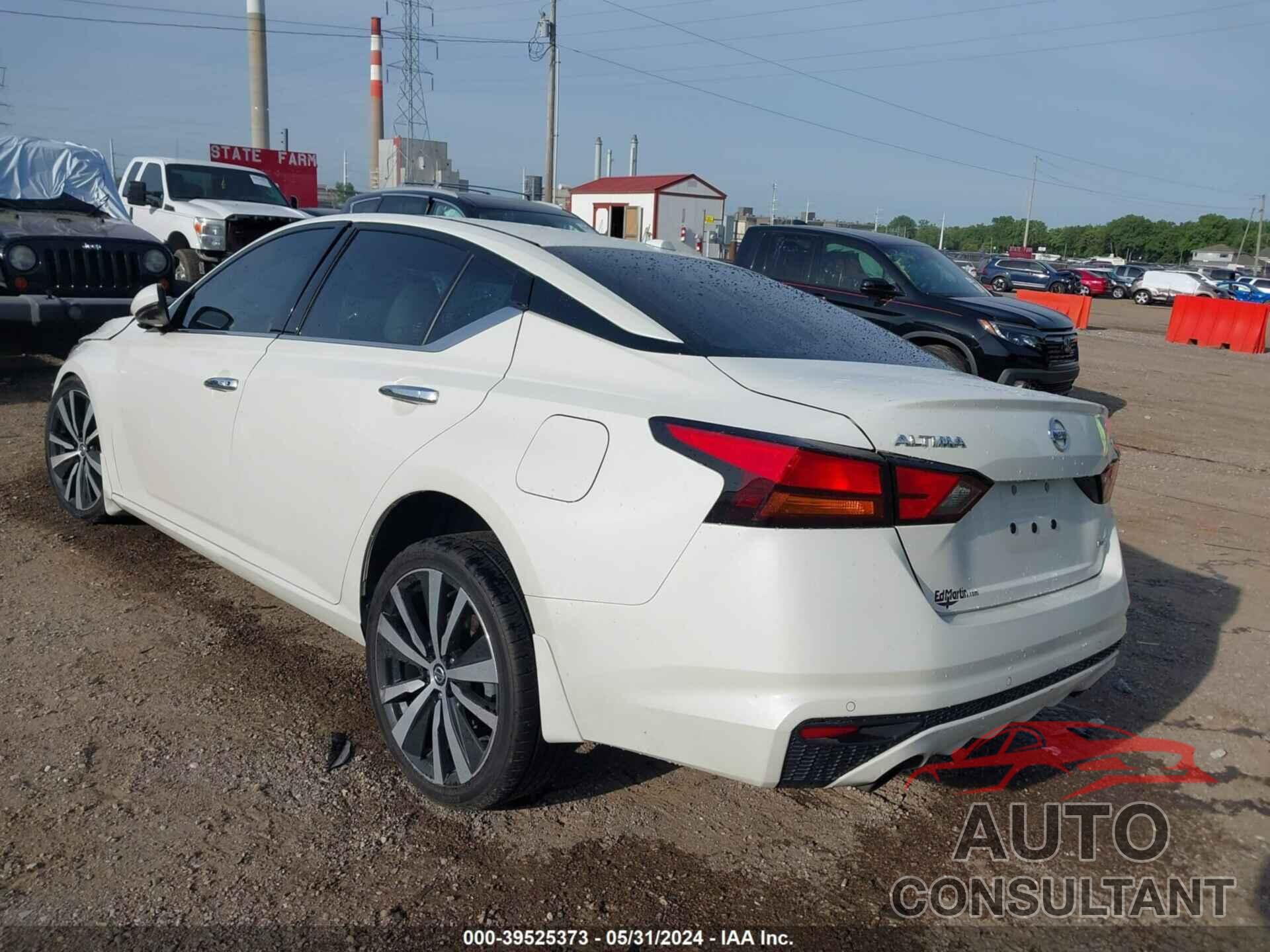 NISSAN ALTIMA 2019 - 1N4AL4FV1KC225301