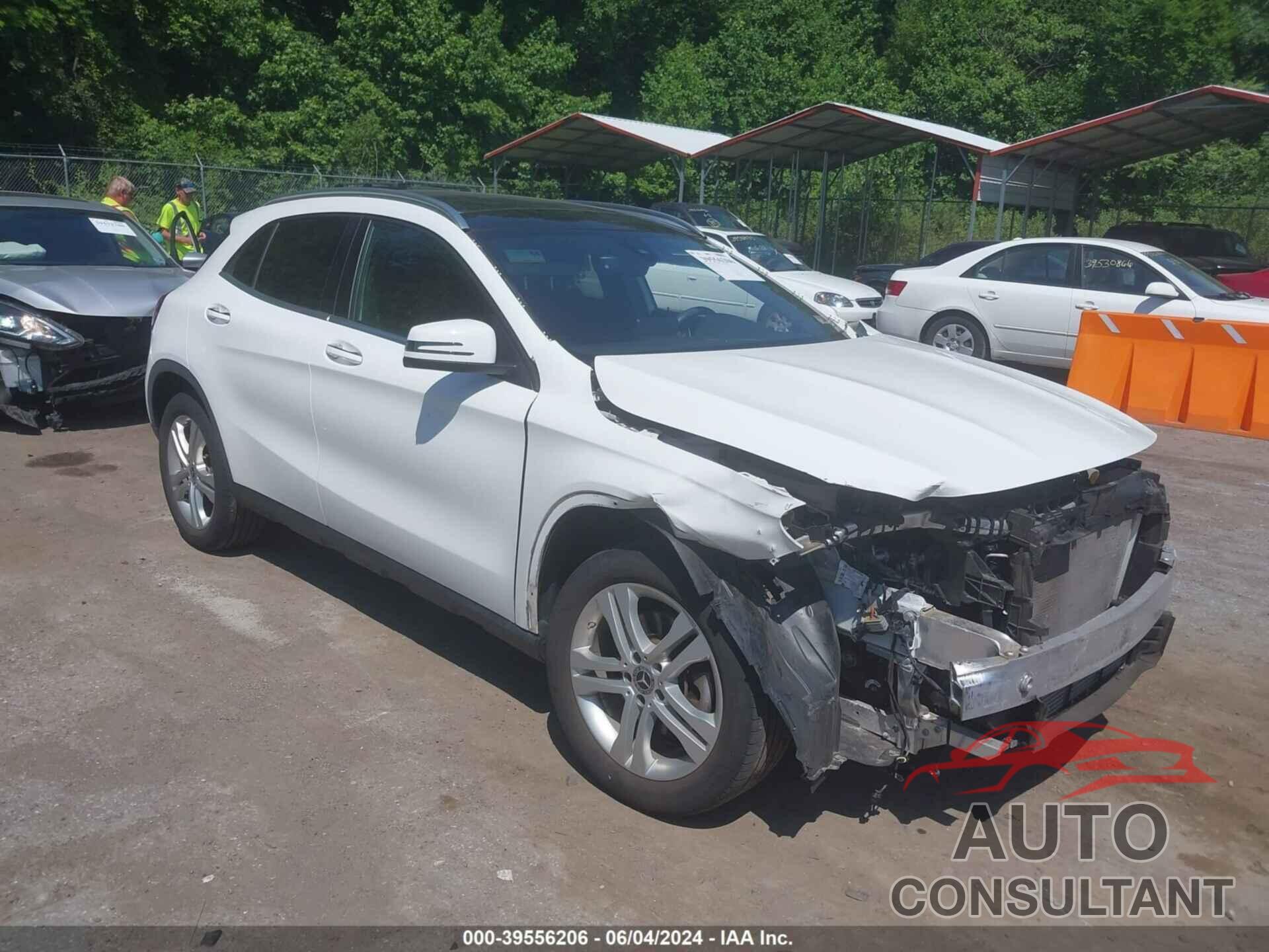 MERCEDES-BENZ GLA 250 2020 - WDCTG4GB8LU026909