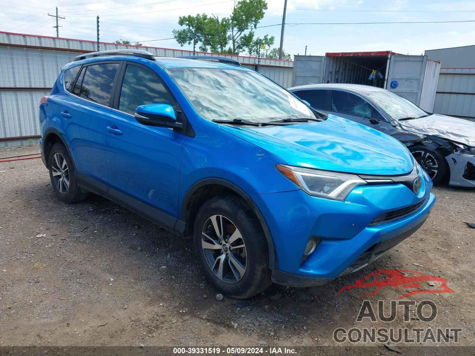 TOYOTA RAV4 2018 - 2T3RFREV6JW802726