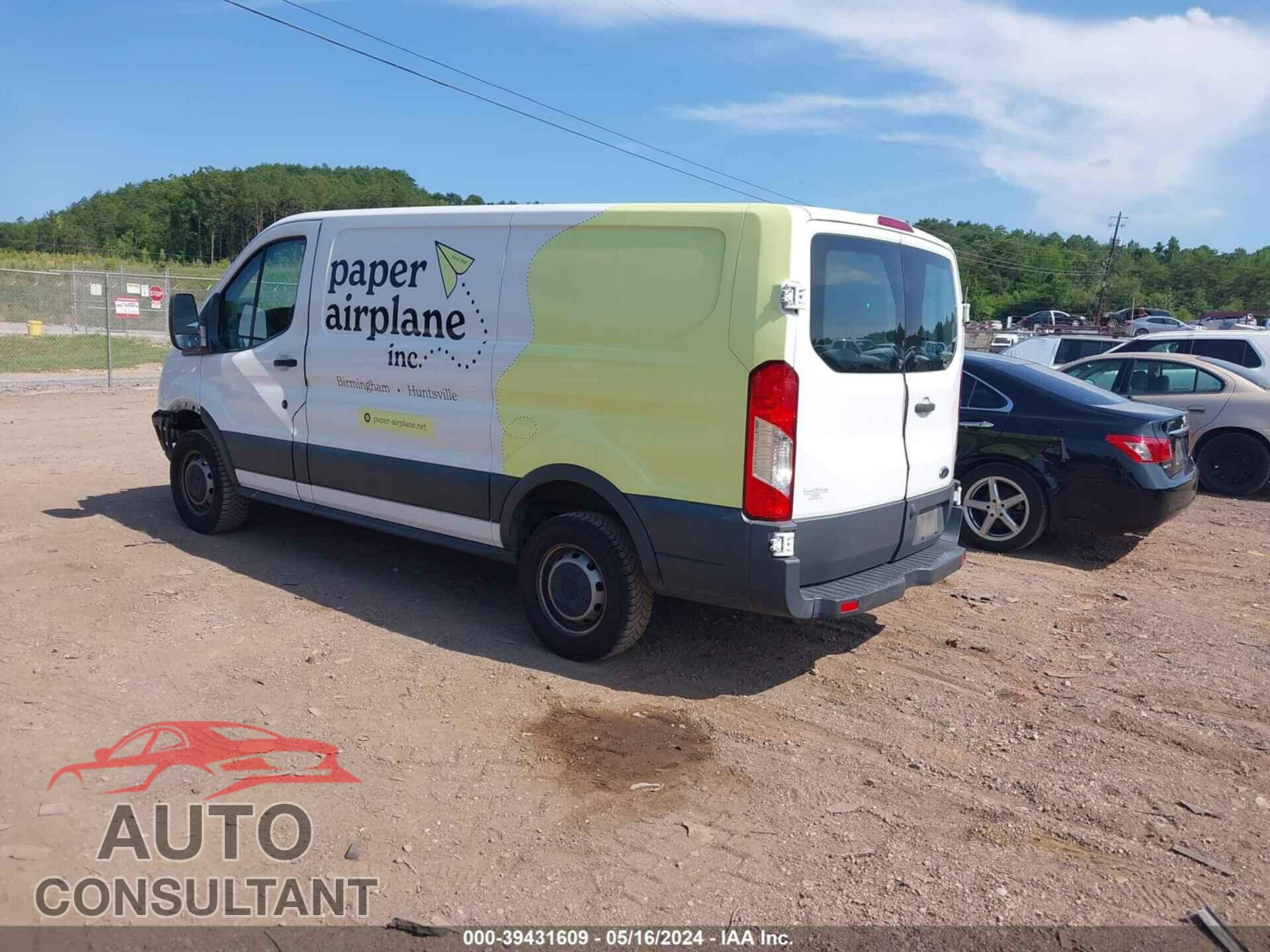 FORD TRANSIT-250 2017 - 1FTYR1YM5HKB30829