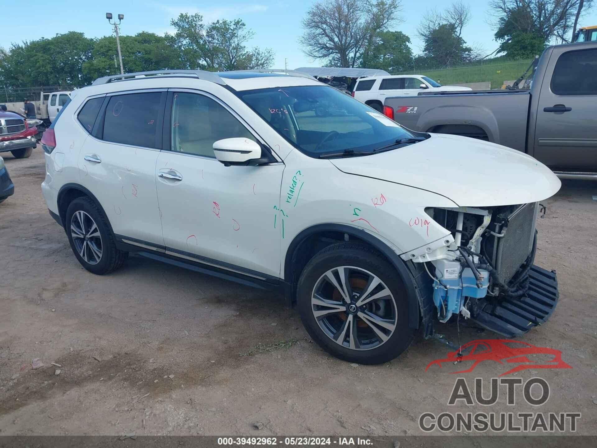 NISSAN ROGUE 2017 - 5N1AT2MV1HC836161