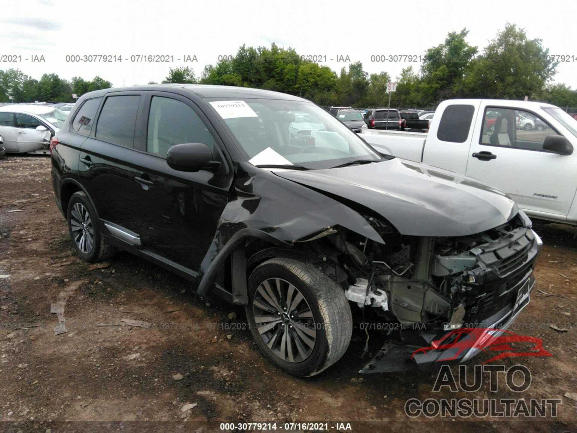 MITSUBISHI OUTLANDER 2020 - JA4AD2A38LZ007642