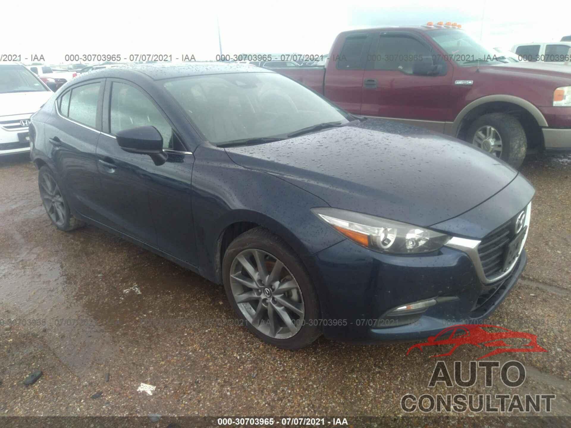 MAZDA MAZDA3 4-DOOR 2018 - 3MZBN1V33JM222577