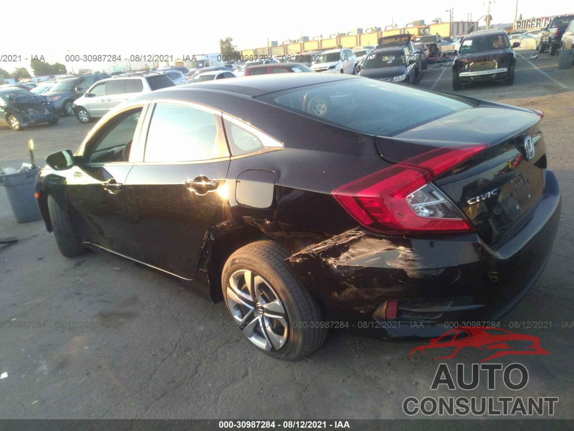 HONDA CIVIC SEDAN 2018 - 2HGFC2F51JH549351