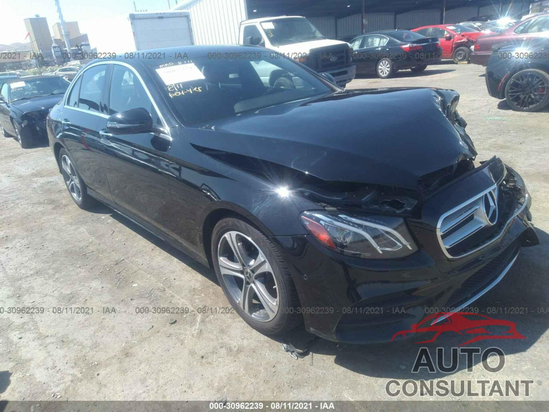 MERCEDES-BENZ E-CLASS 2018 - WDDZF4JB5JA470071