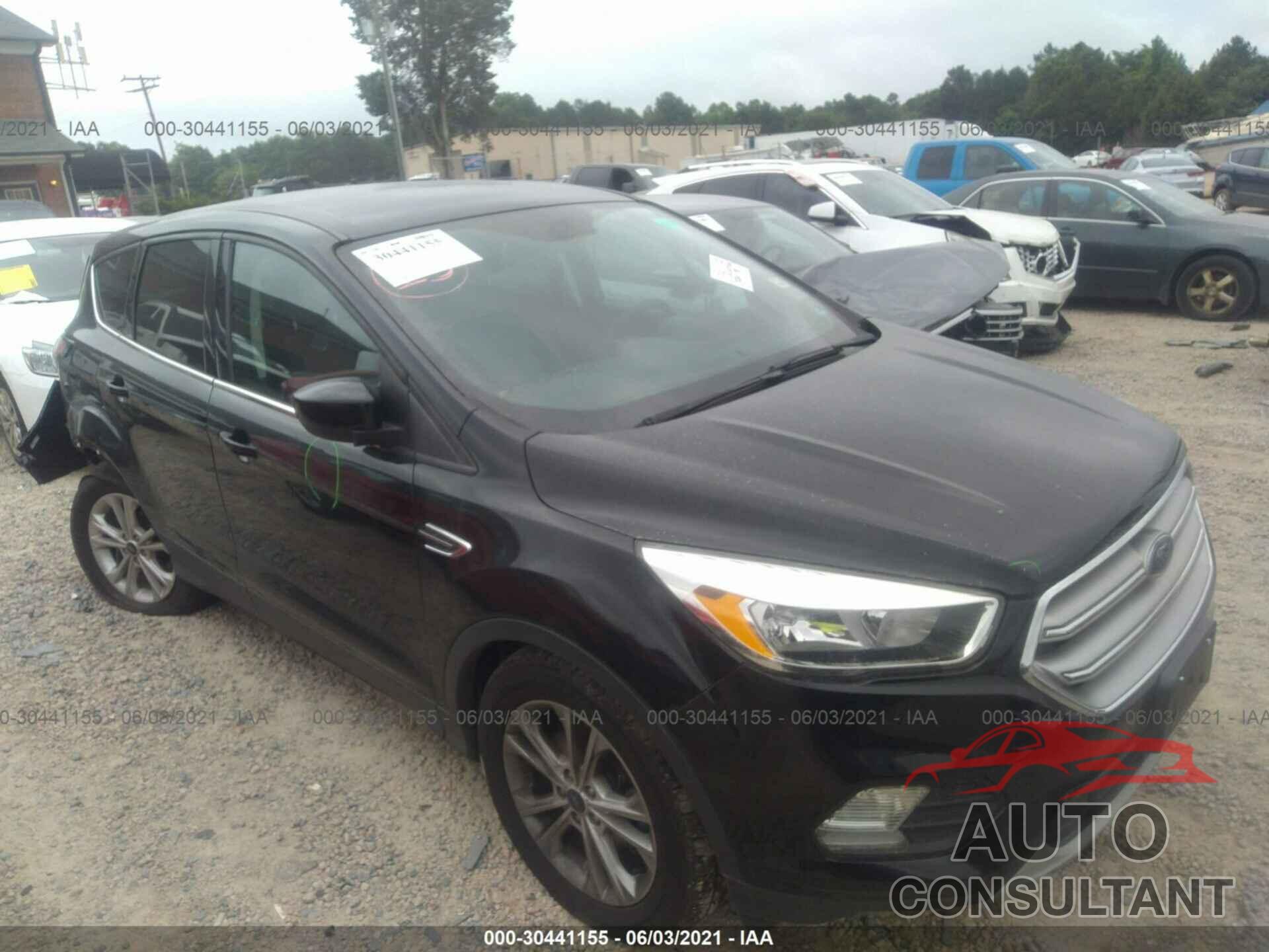 FORD ESCAPE 2017 - 1FMCU0G97HUB09013