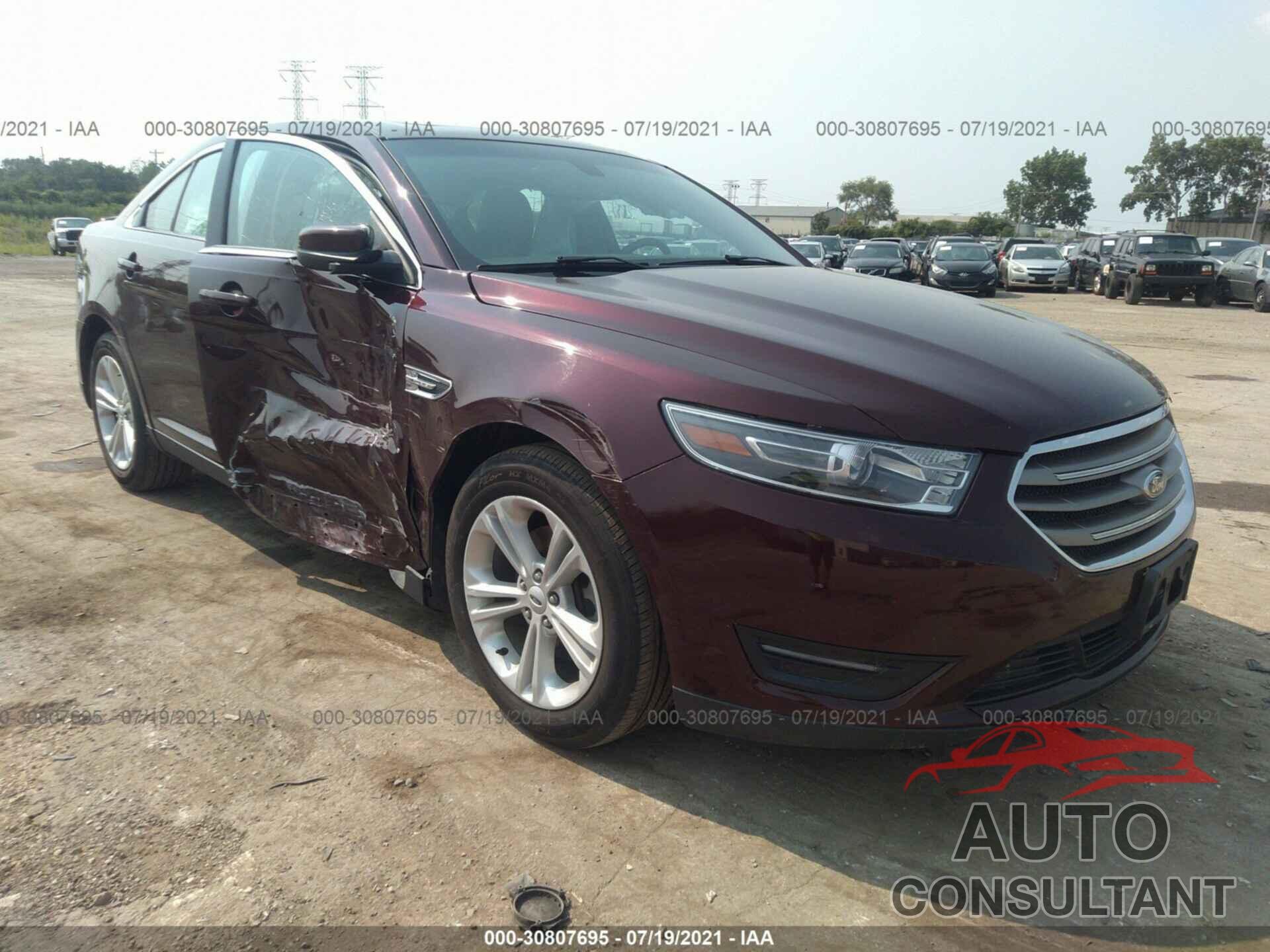 FORD TAURUS 2018 - 1FAHP2E86JG103060