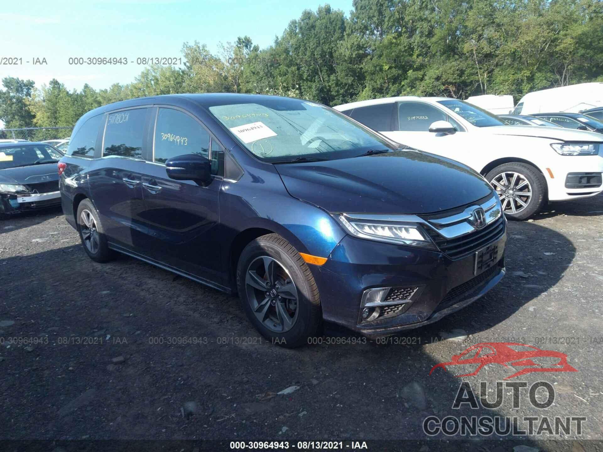 HONDA ODYSSEY 2018 - 5FNRL6H81JB010213