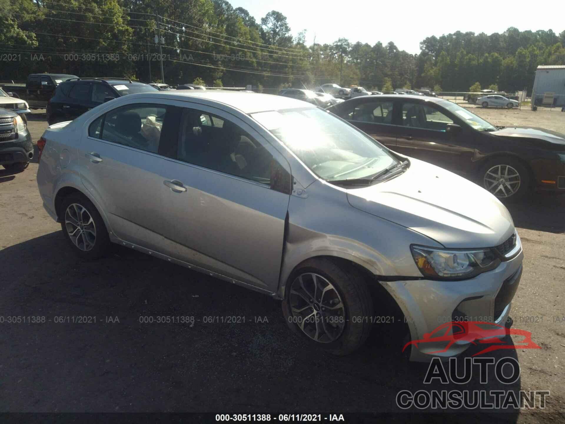 CHEVROLET SONIC 2020 - 1G1JD5SB8L4142302