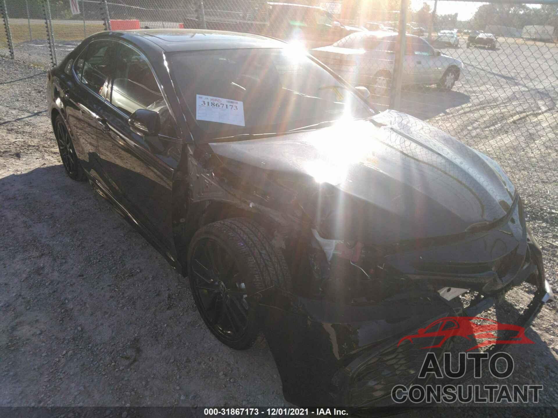 TOYOTA CAMRY 2021 - 4T1K31AK0MU564912