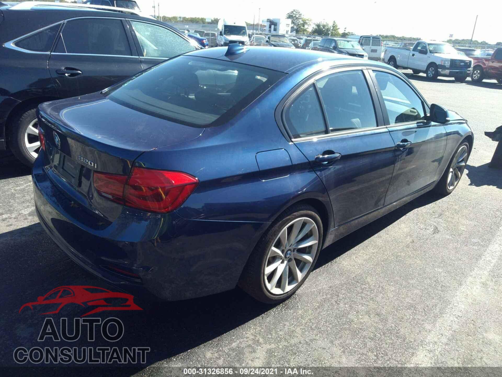 BMW 3 SERIES 2016 - WBA8E5G52GNU19352