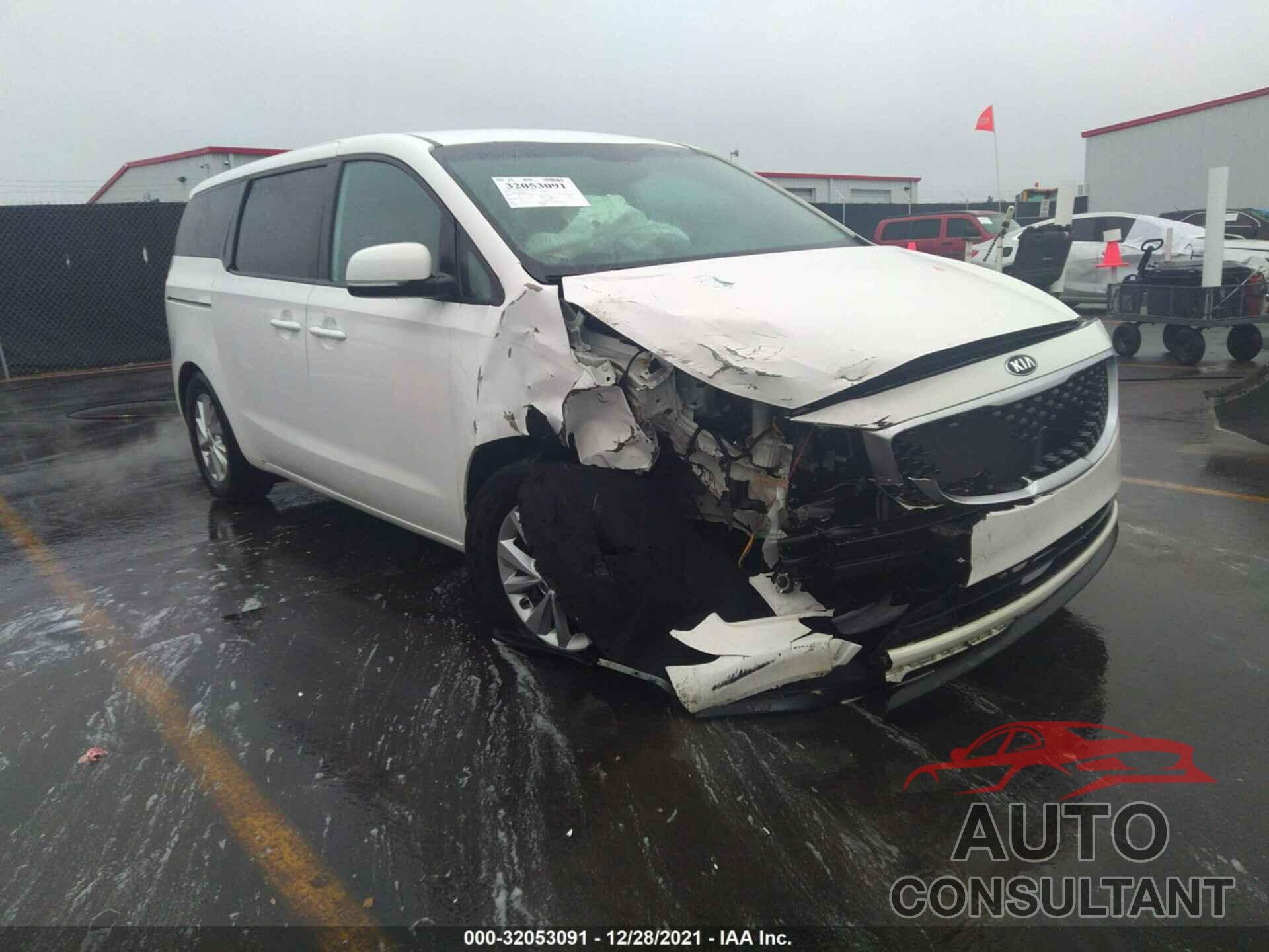 KIA SEDONA 2018 - KNDMB5C13J6409055