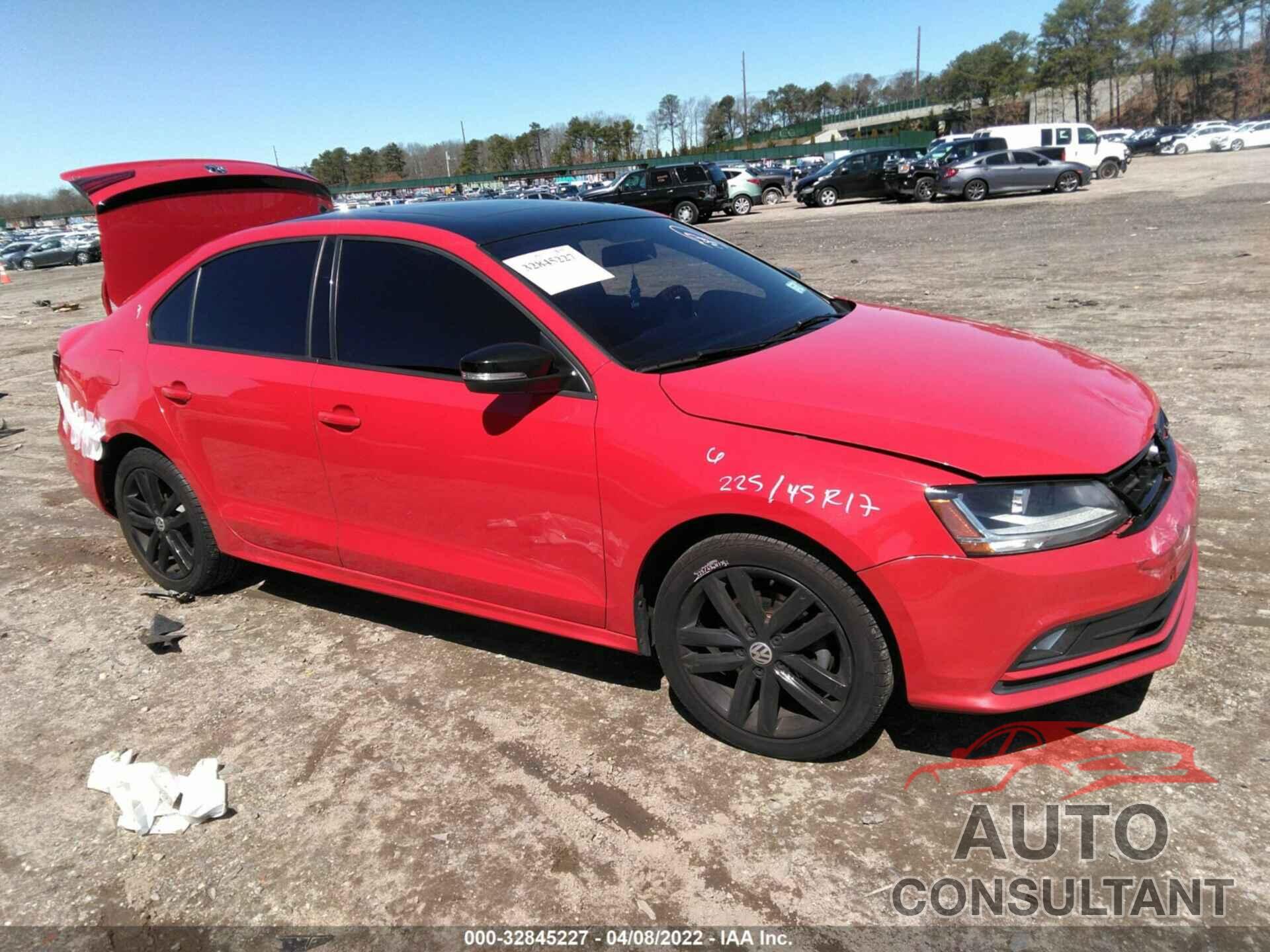 VOLKSWAGEN JETTA 2018 - 3VWD17AJ2JM240533