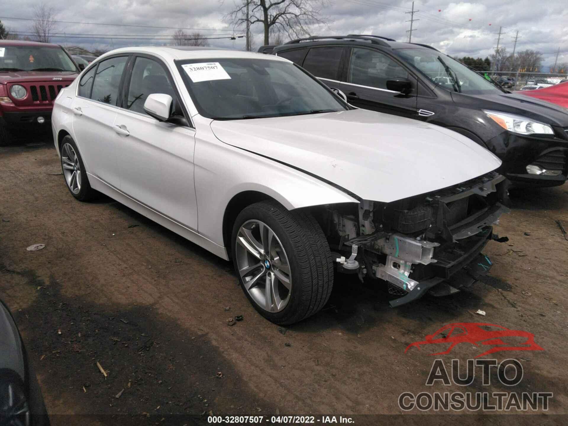 BMW 3 SERIES 2018 - WBA8D9C56JA012844
