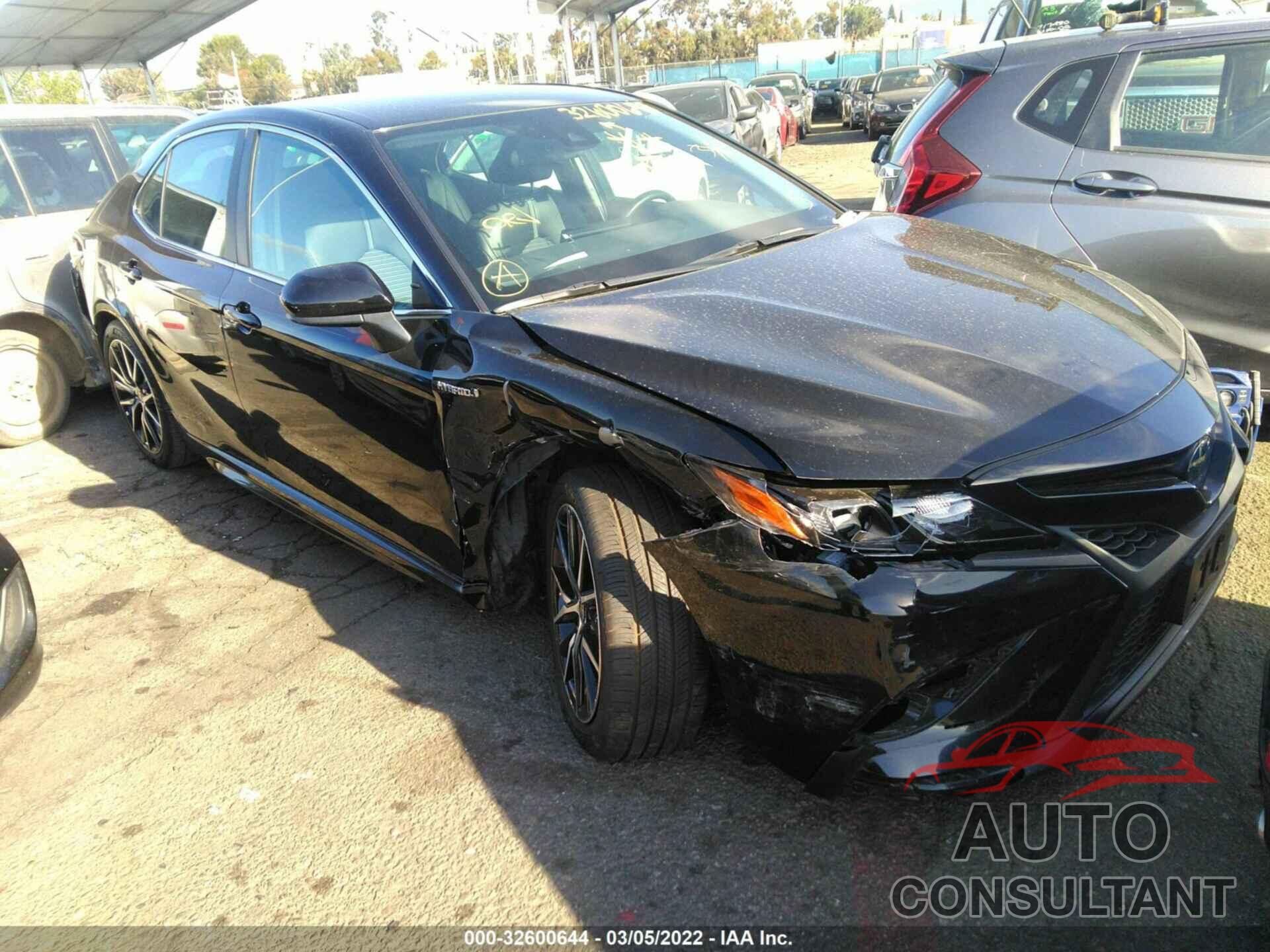 TOYOTA CAMRY 2021 - 4T1G31AK8MU027694