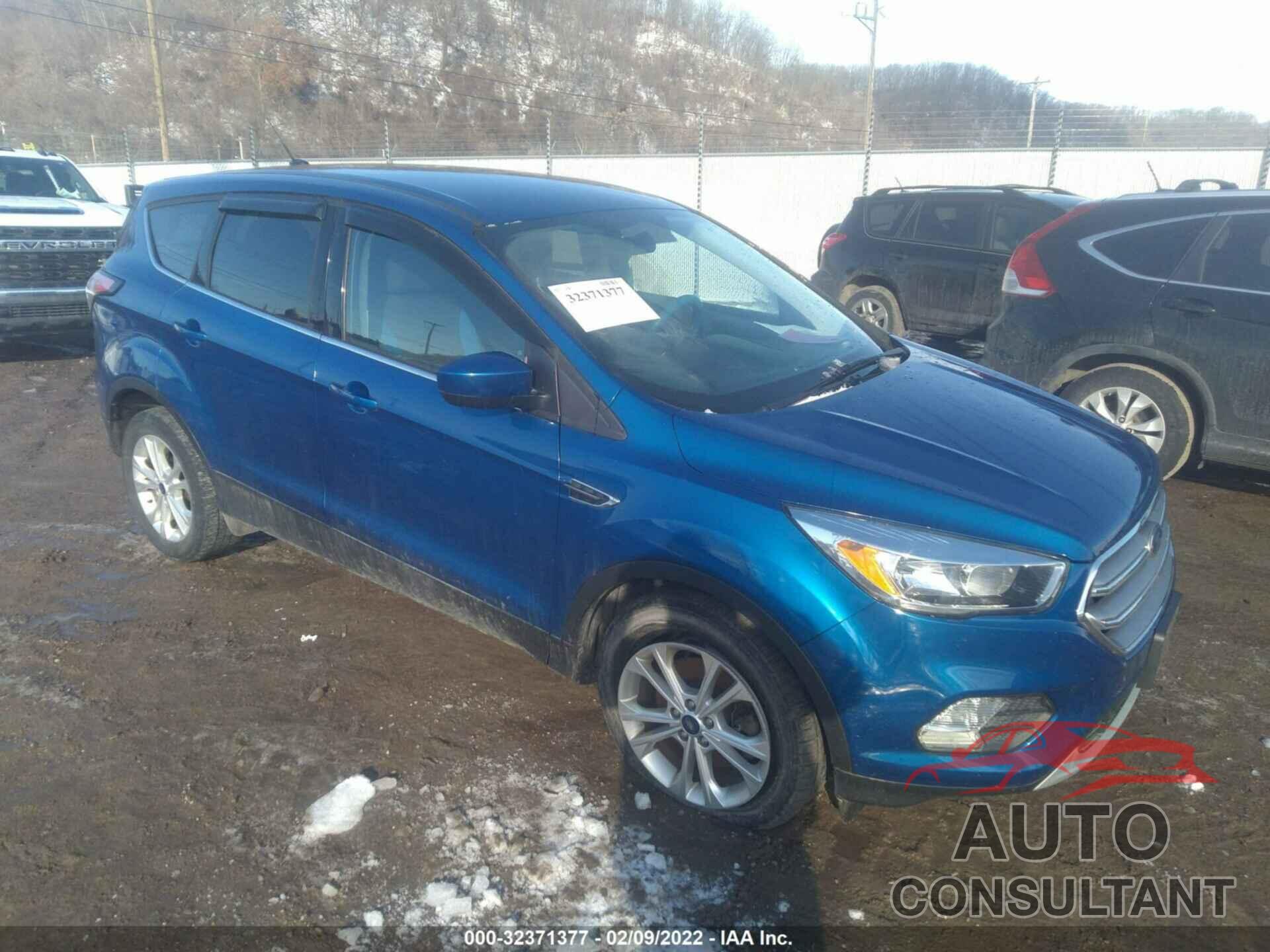 FORD ESCAPE 2017 - 1FMCU9GD0HUD06078