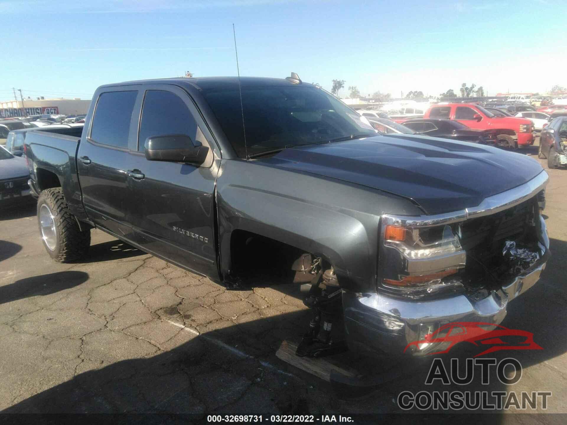 CHEVROLET SILVERADO 1500 2018 - 3GCPCREC0JG462357