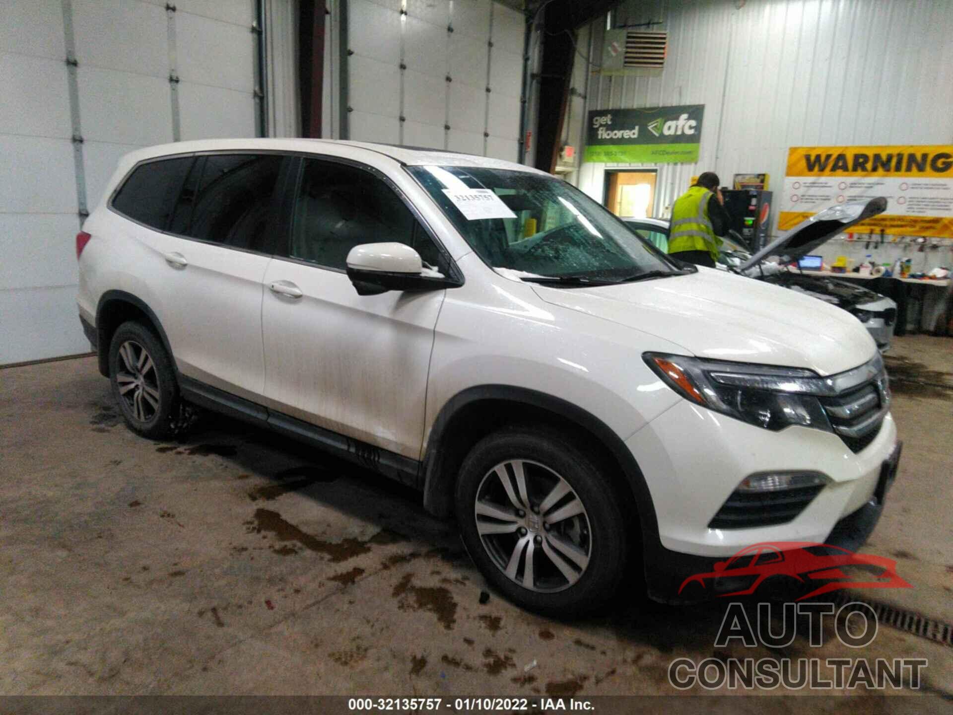 HONDA PILOT 2016 - 5FNYF6H51GB118073