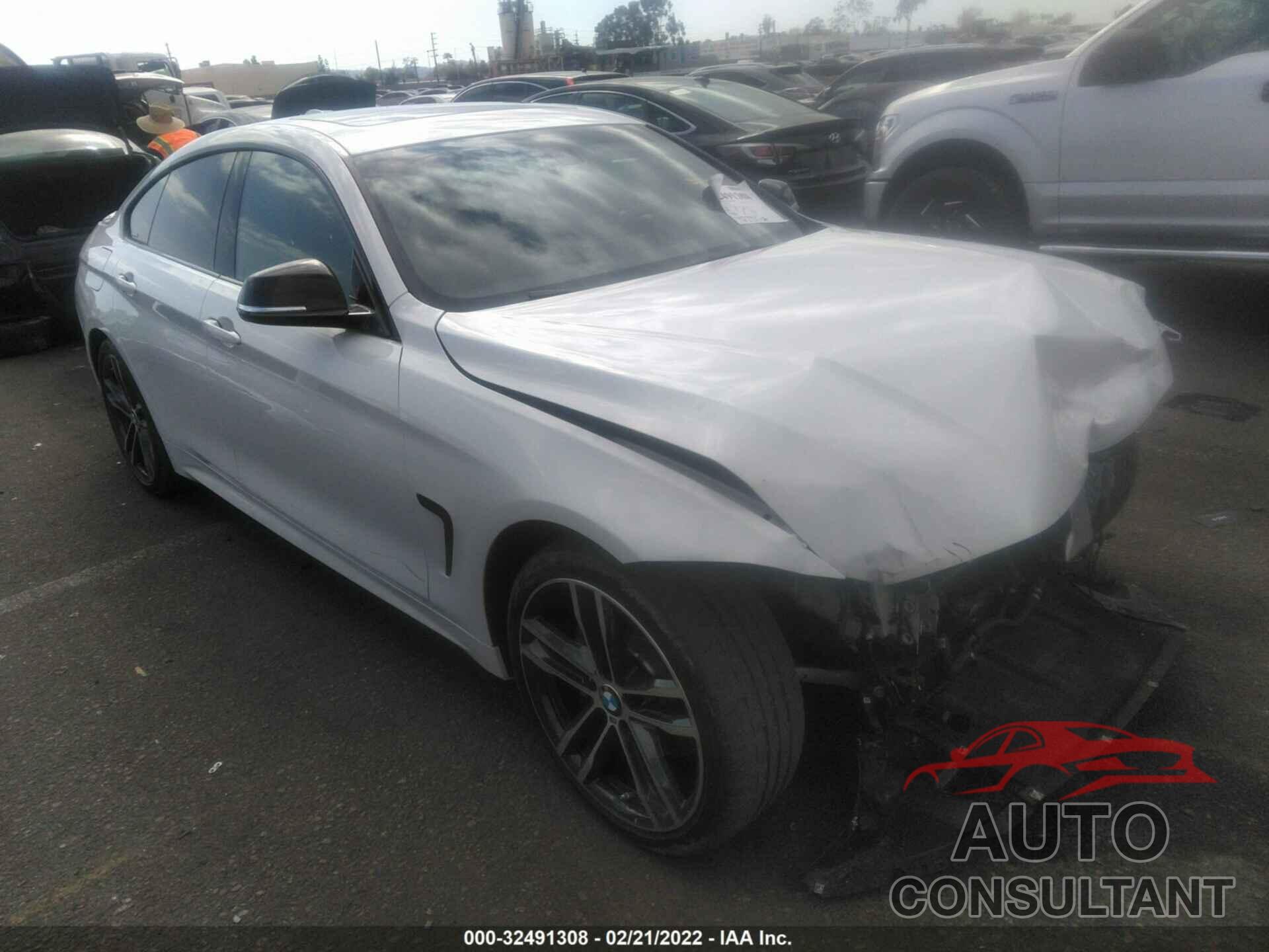 BMW 4 SERIES 2019 - WBA4J1C57KBM12478