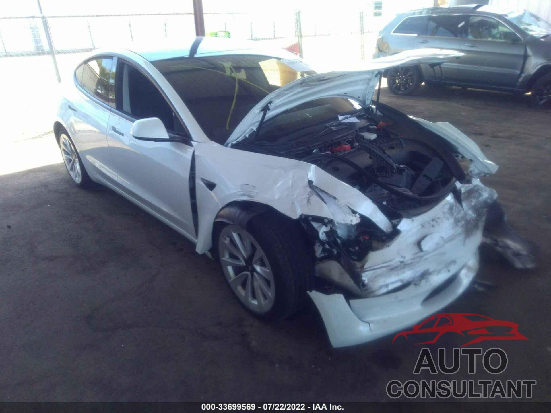 TESLA MODEL 3 2022 - 5YJ3E1EB9NF129877