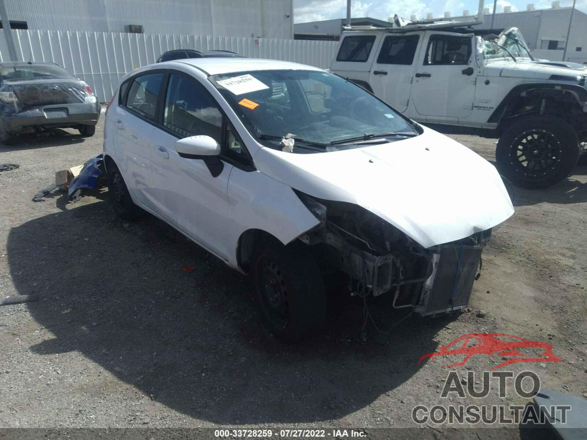 FORD FIESTA 2016 - 3FADP4TJ5GM127557