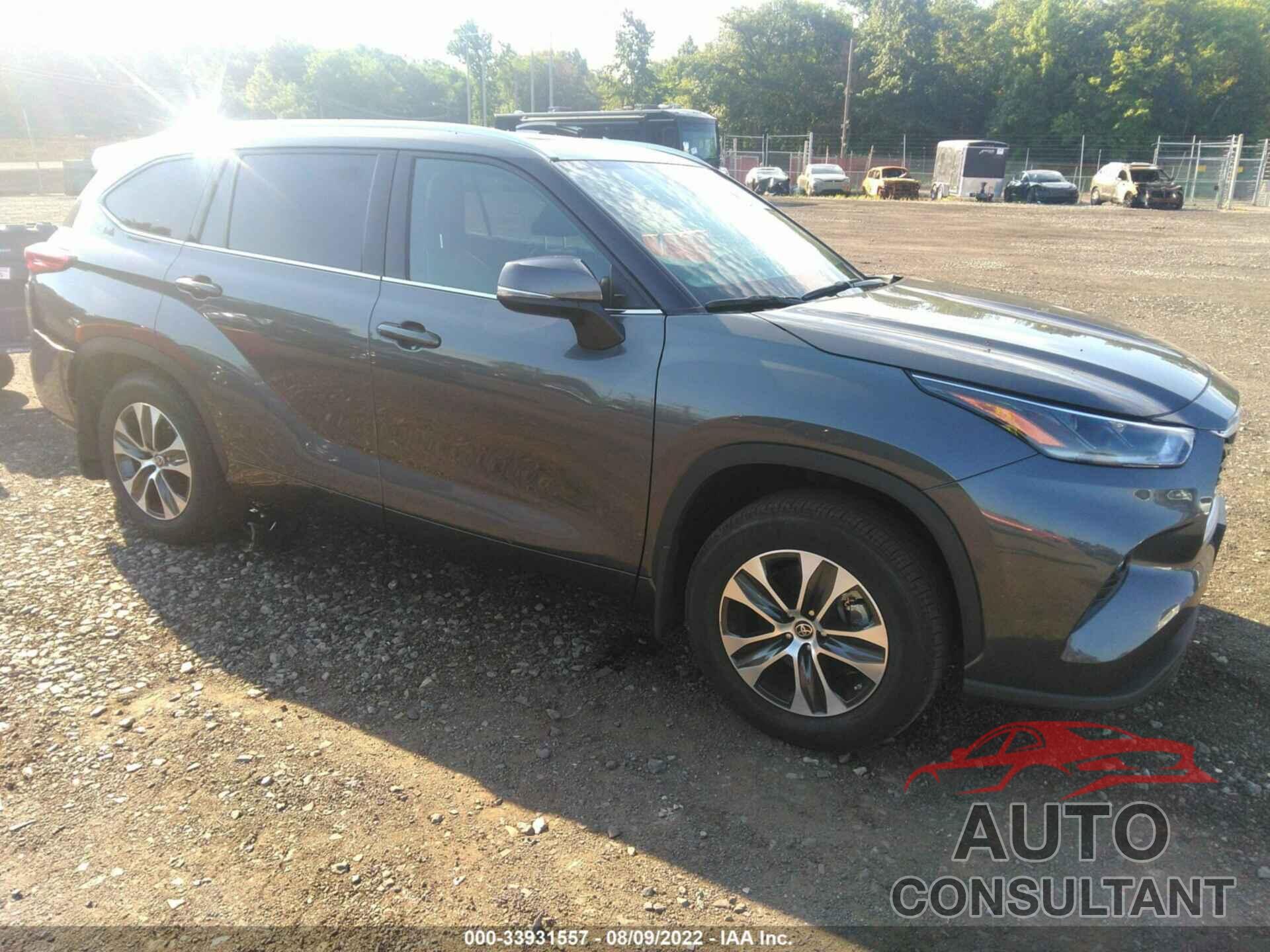 TOYOTA HIGHLANDER 2021 - 5TDGZRBH0MS558705