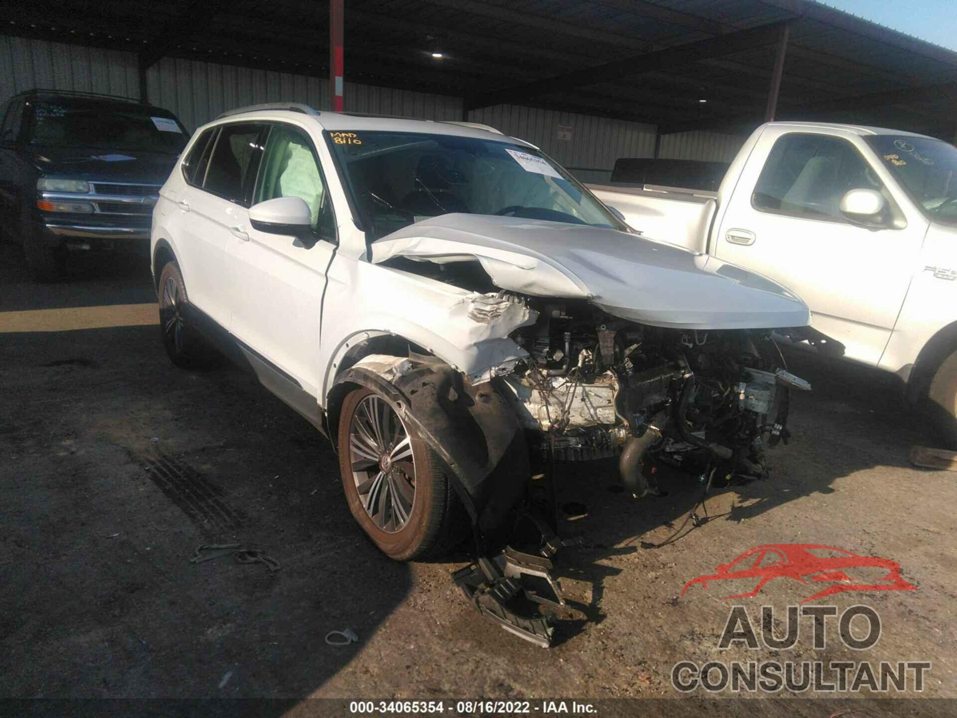 VOLKSWAGEN TIGUAN 2018 - 3VV2B7AX8JM022089