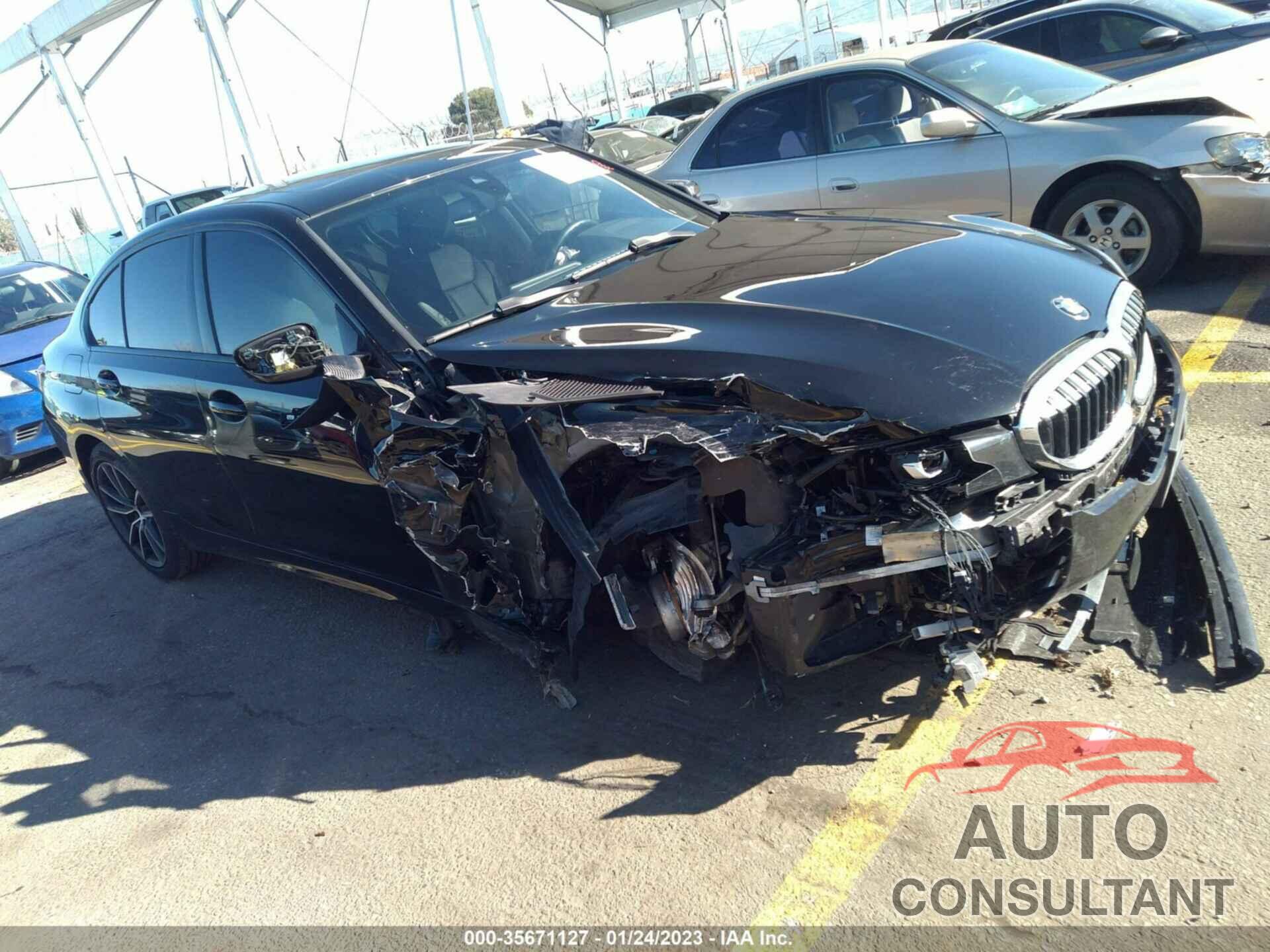 BMW 3 SERIES 2019 - WBA5R1C53KAK11597