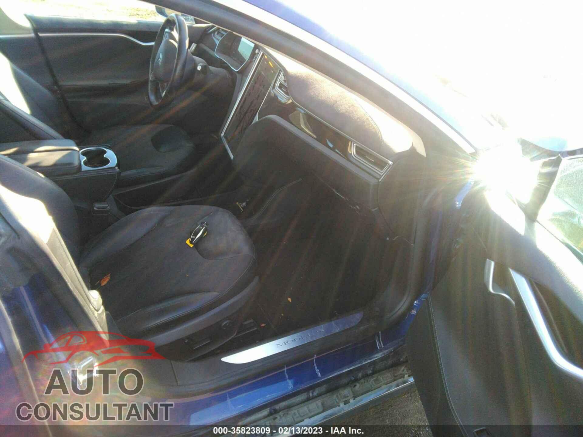 TESLA MODEL S 2015 - 5YJSA1S28FF093502